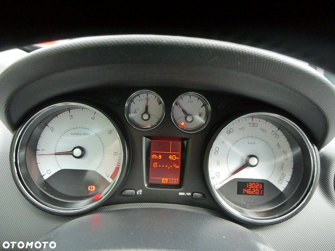 Peugeot 308 SW 120 VTi Premium - 32