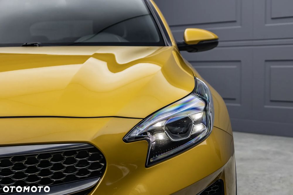Kia XCeed - 8