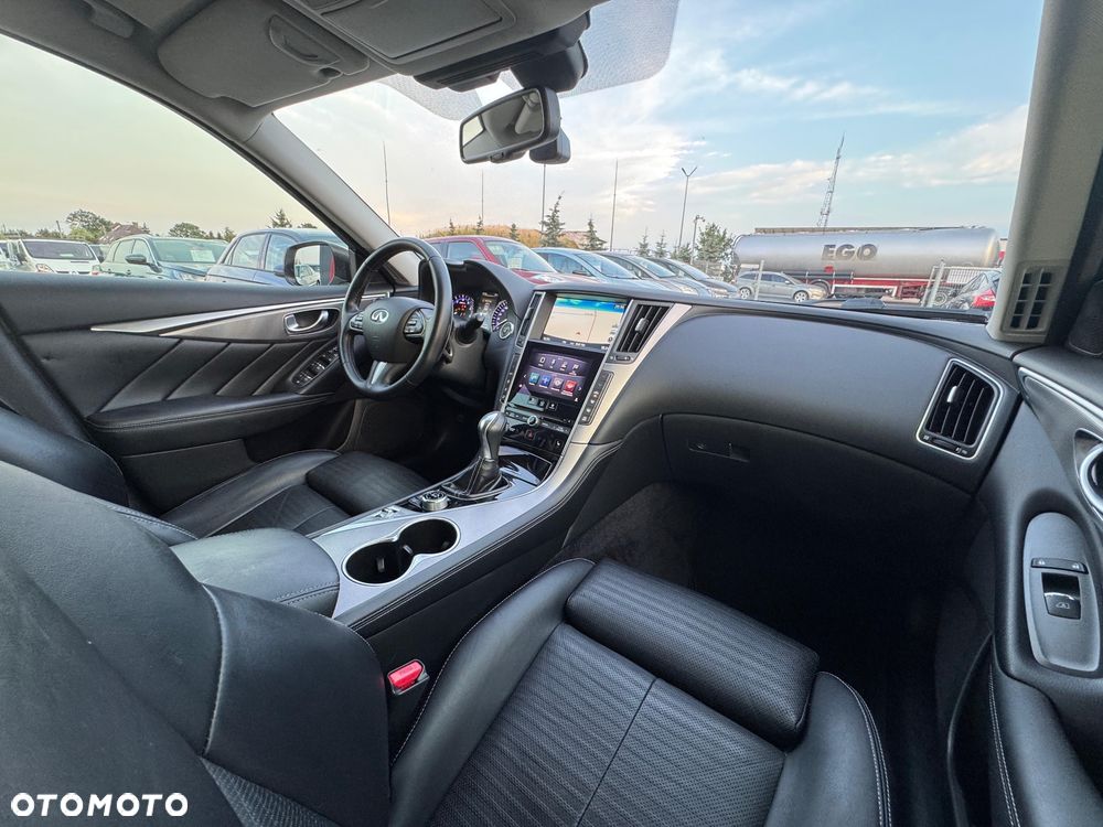 Infiniti Q50 2.0t Premium Executive - 36