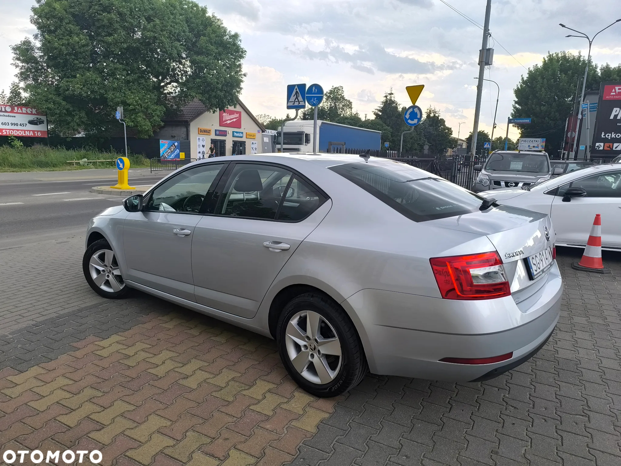 Skoda Octavia 1.6 TDI SCR Ambition - 25
