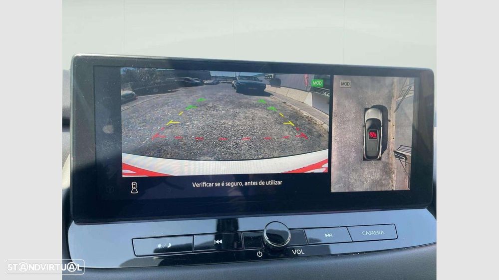 Nissan Qashqai 1.3 DIG-T N-Connecta LED+TT+SKY - 16