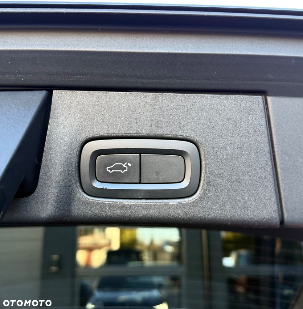 Volvo V90 D3 Geartronic Momentum - 20