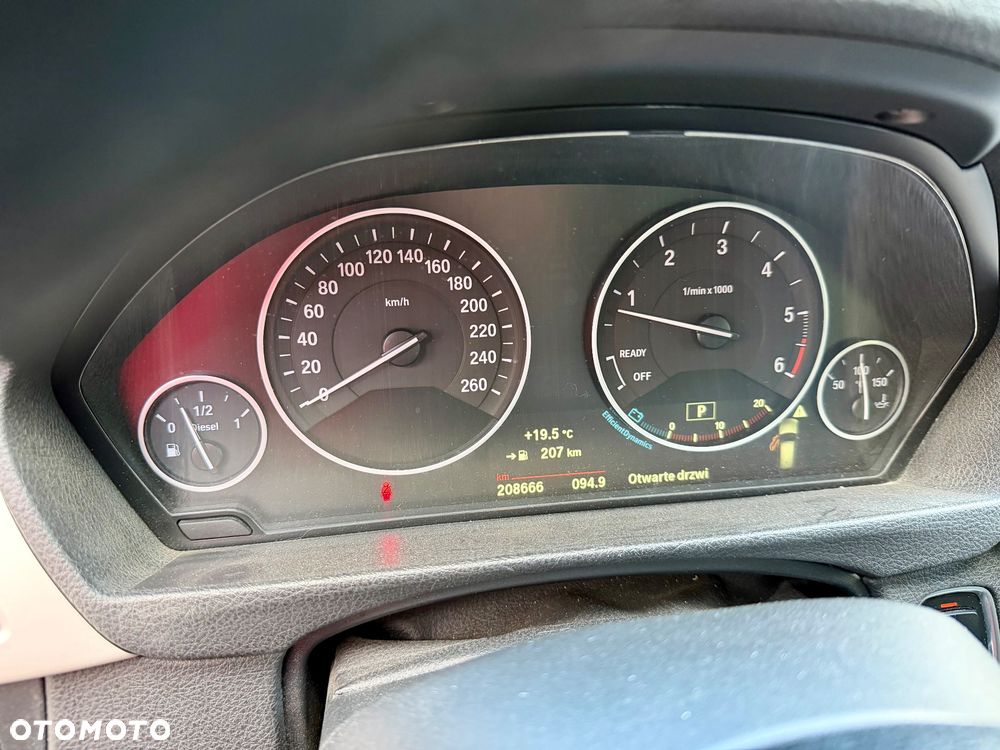BMW Seria 3 320d xDrive Advantage sport - 13