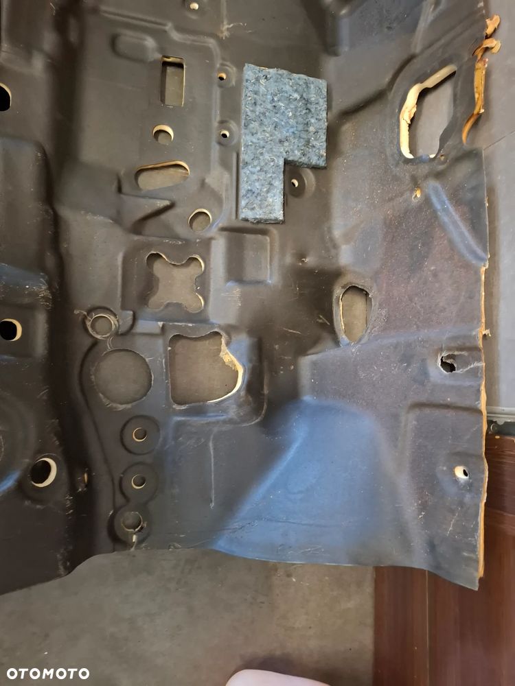 Wygłuszenie ściany grodziowej Peugeot Expert 2019 rok - 3