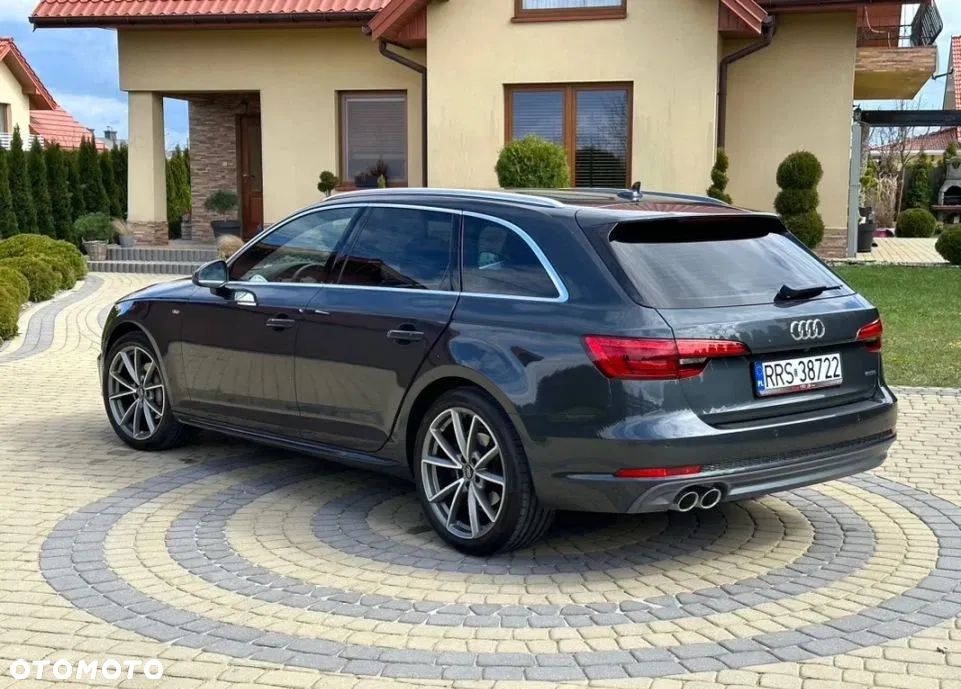 Audi A4 - 4