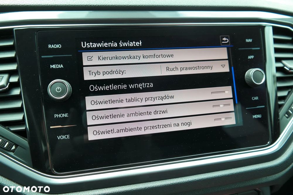 Volkswagen T-Roc 1.5 TSI ACT Premium DSG - 34