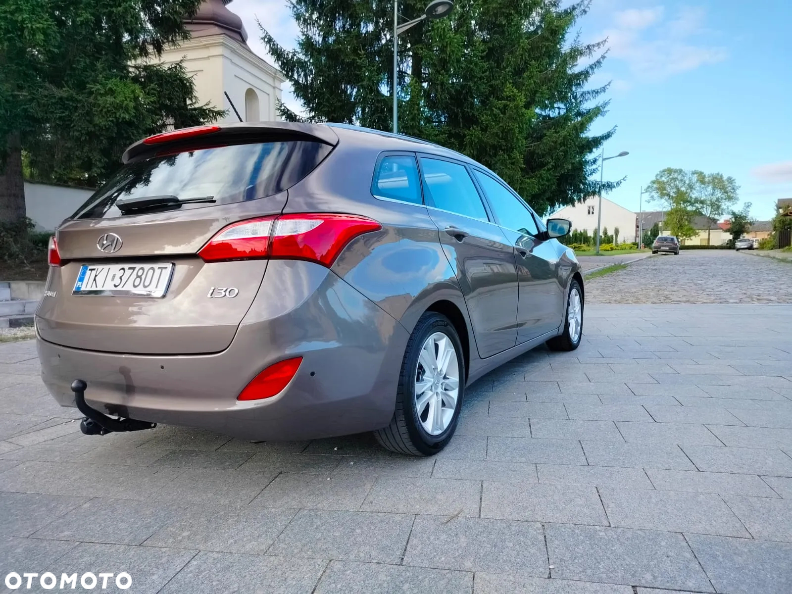 Hyundai i30 blue 1.6 CRDi Trend - 14