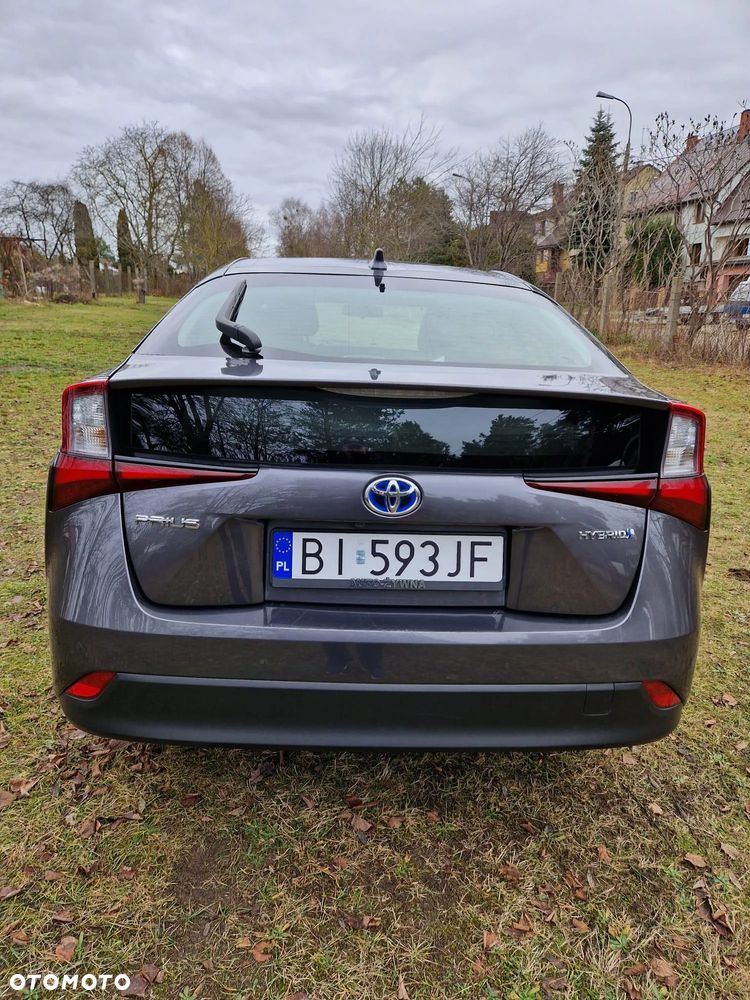 Toyota Prius Hybrid - 7
