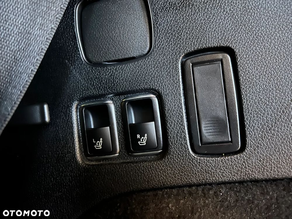 Mercedes-Benz GLS - 26