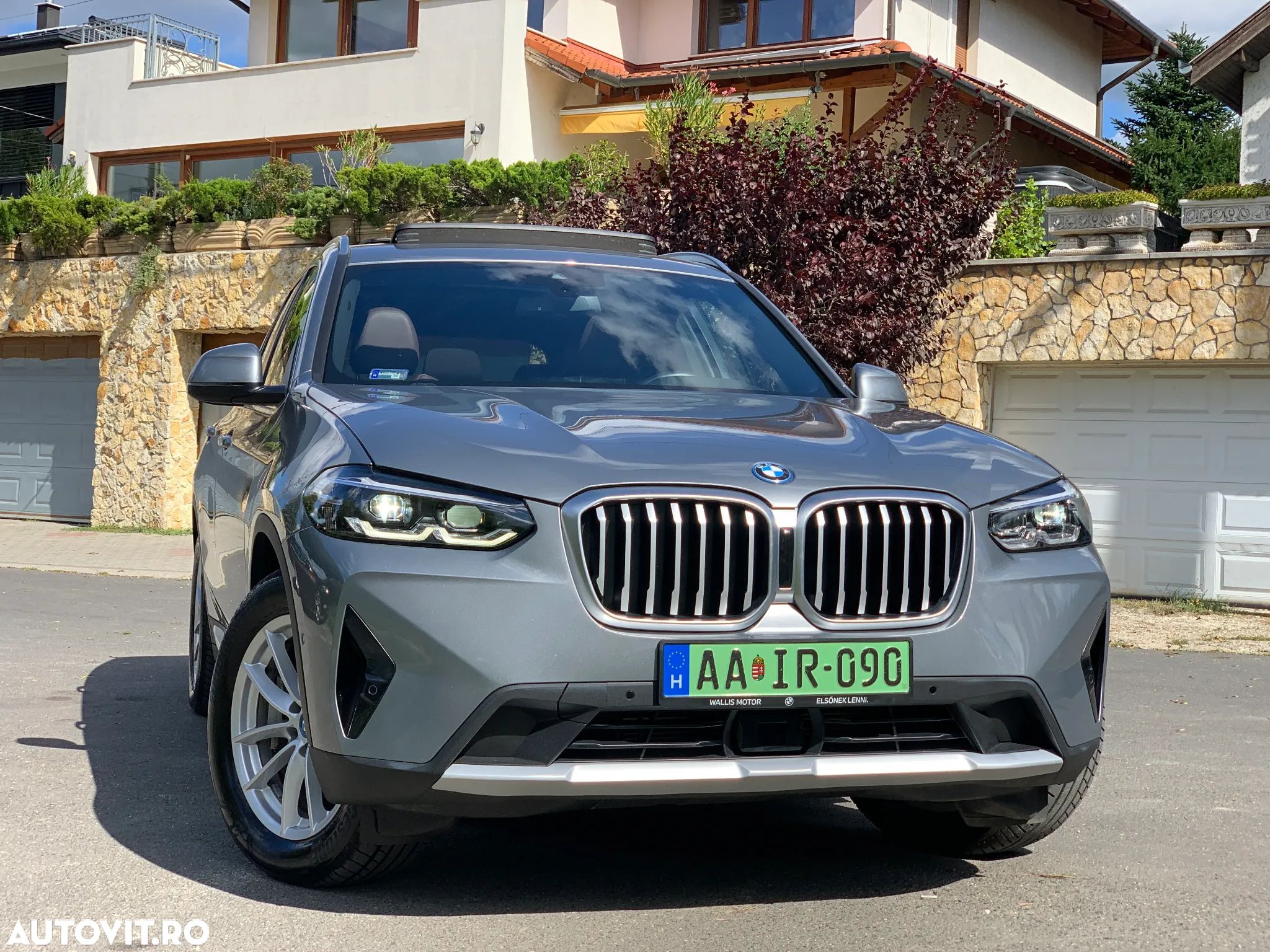 BMW X3 xDrive30e AT PHEV - 1