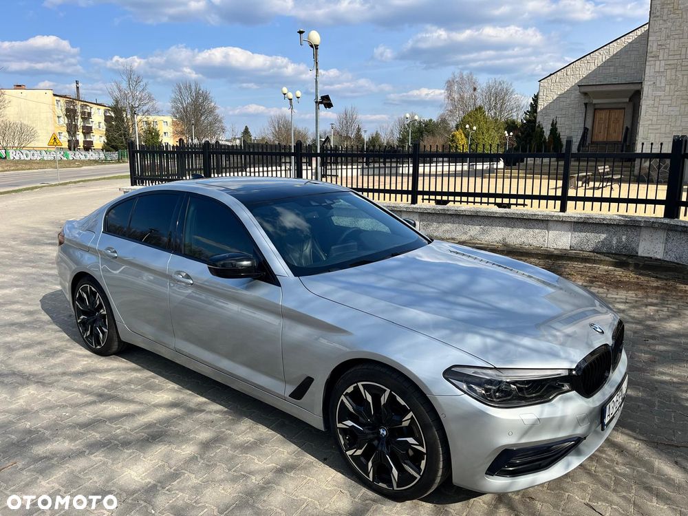 BMW Seria 5 530i xDrive mHEV Luxury Line sport - 1