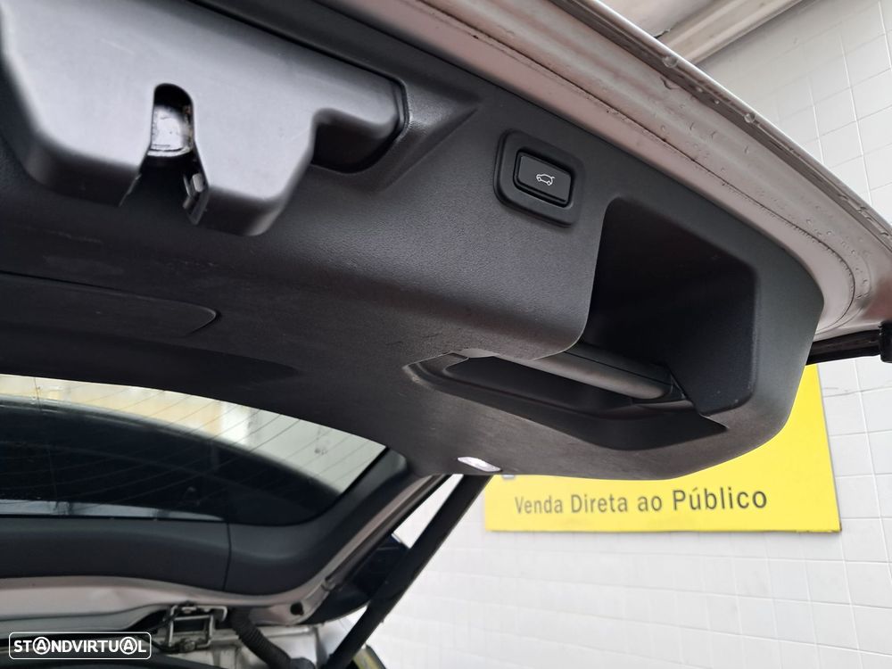 Land Rover Discovery Sport 2.0 eD4 R-Dynamic S - 19