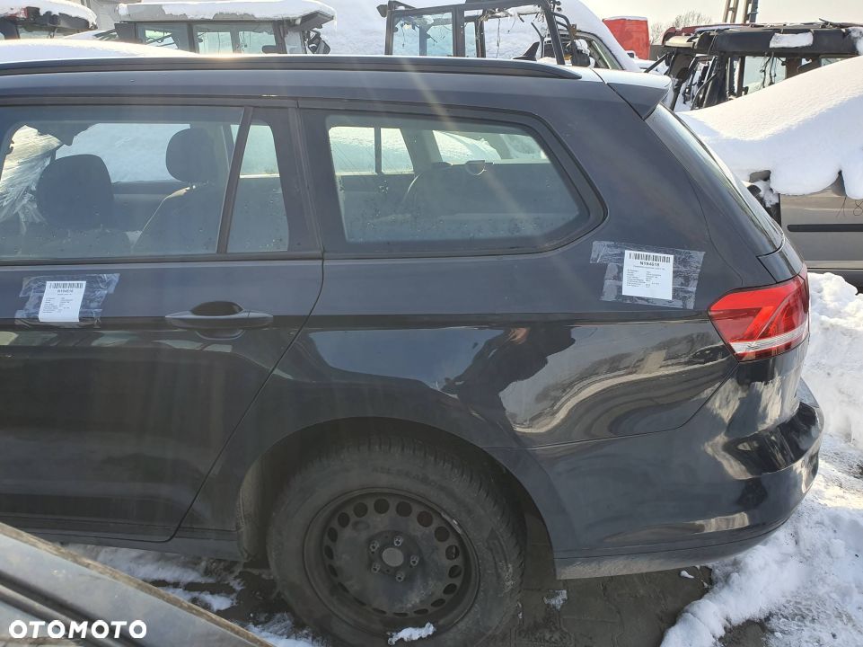 ĆWIARTKA BŁOTNIK LEWY TYŁ  PASSAT B8 LI7F KOMBI - 1