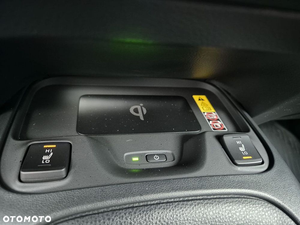 Toyota Corolla 1.8 Hybrid Style - 21