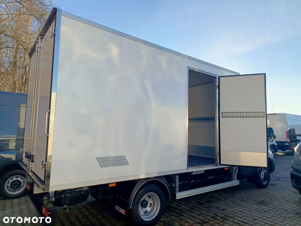 Iveco Daily / Pewny partner w biznesie ! - 11