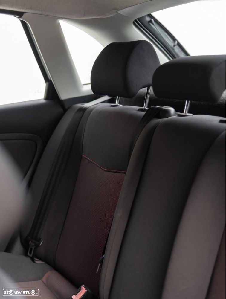 SEAT Ibiza 1.4 TDI Sport DPF - 3