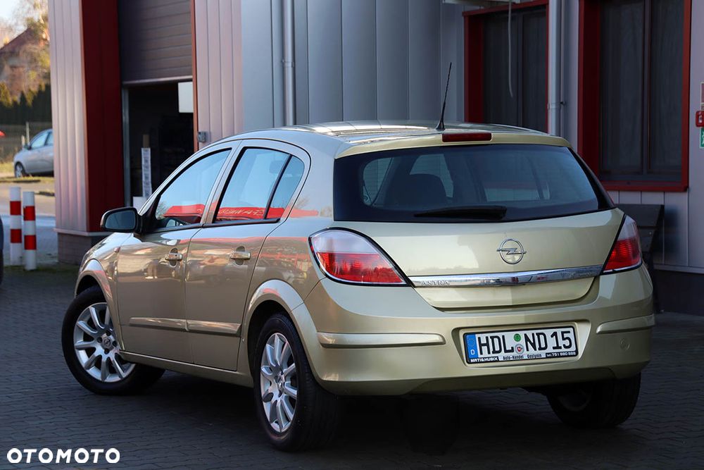 Opel Astra - 3