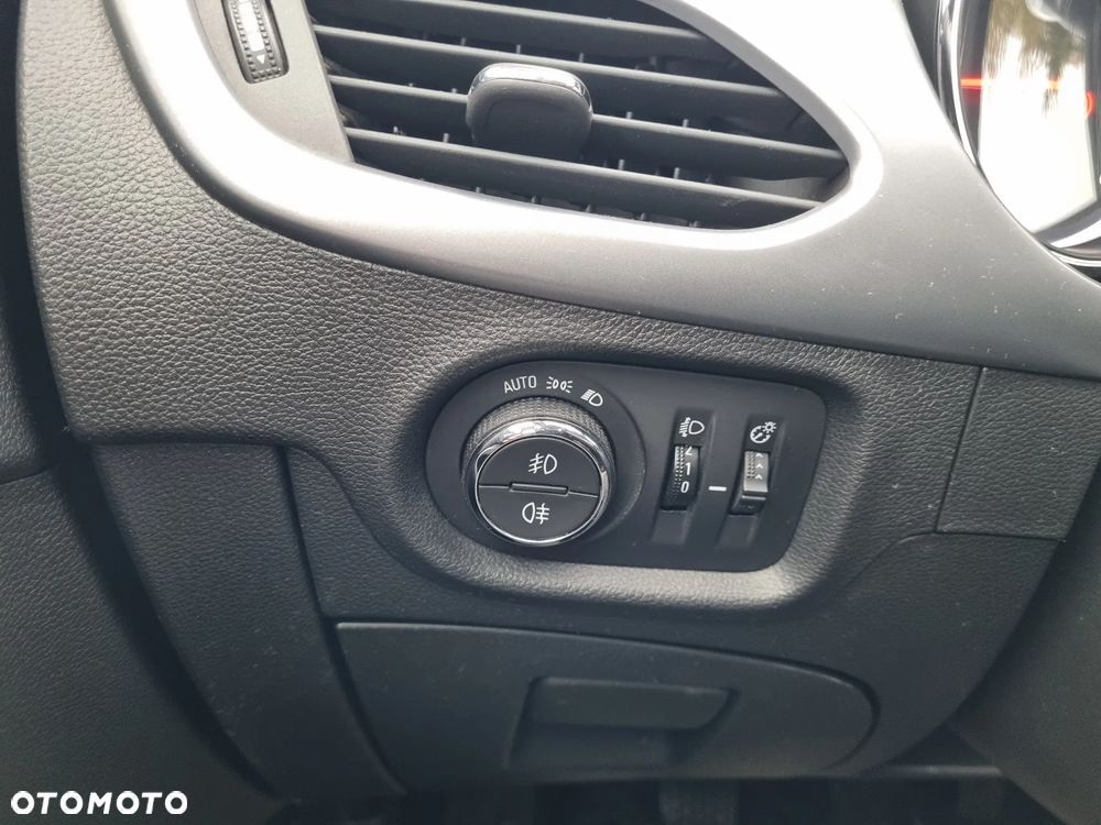 Opel Astra - 25