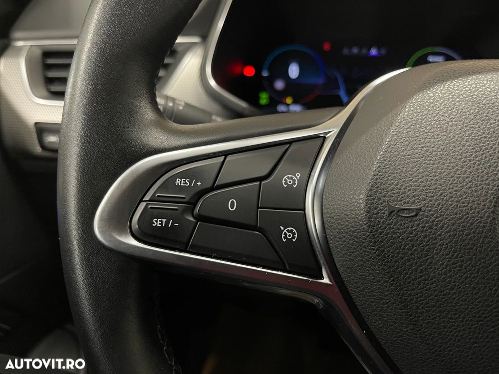 Renault Arkana E-TECH Hybrid 145 Techno - 24