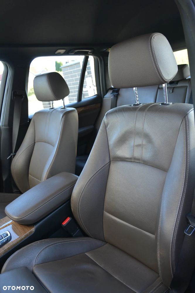 BMW X3 xDrive20d - 27