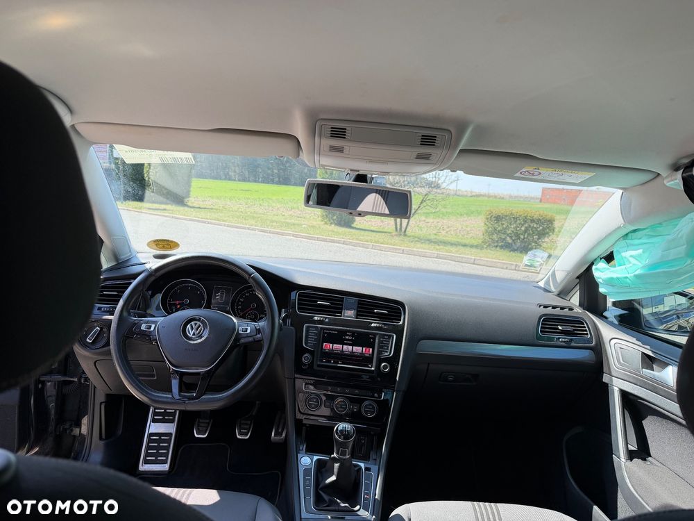 Volkswagen Golf 1.6 TDI BlueMotion Technology Allstar - 12