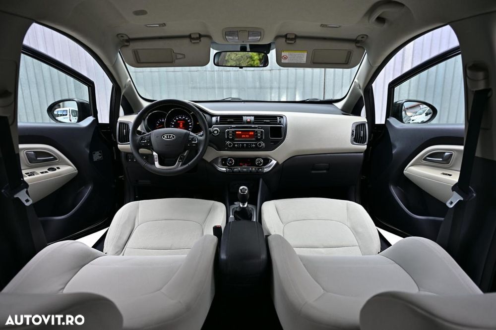 Kia Rio 1.1 CRDI Spirit - 11