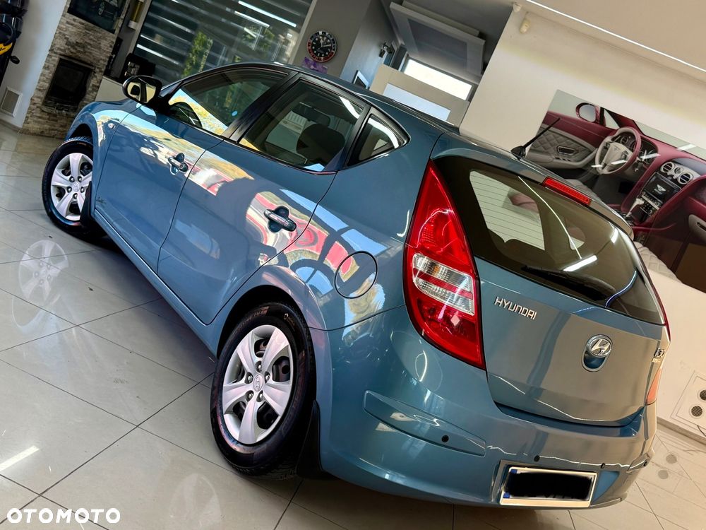 Hyundai I30 2010 photo 3
