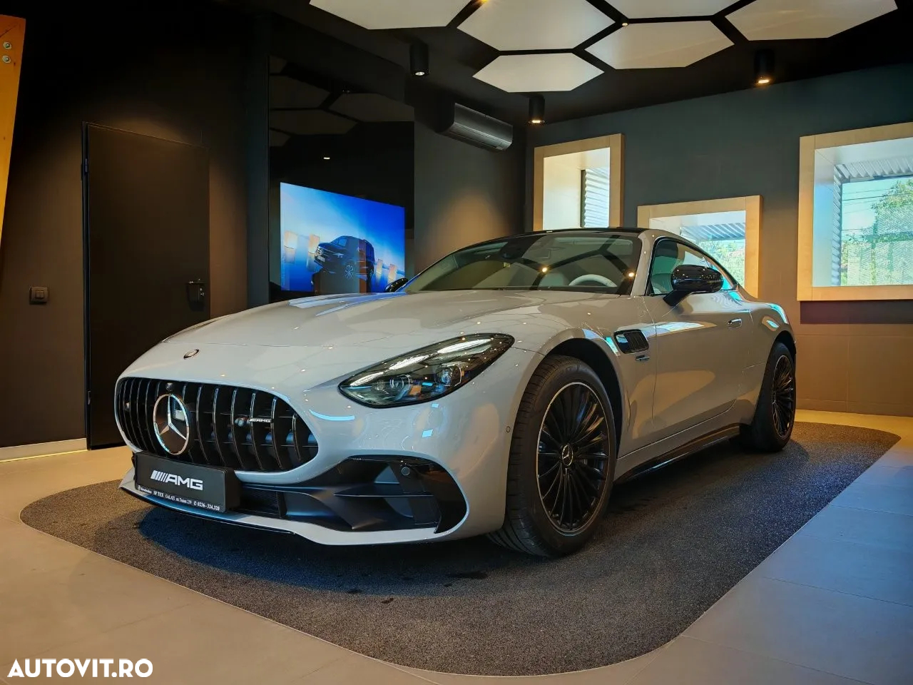 Mercedes-Benz AMG GT 43 Coupe MHEV - 7