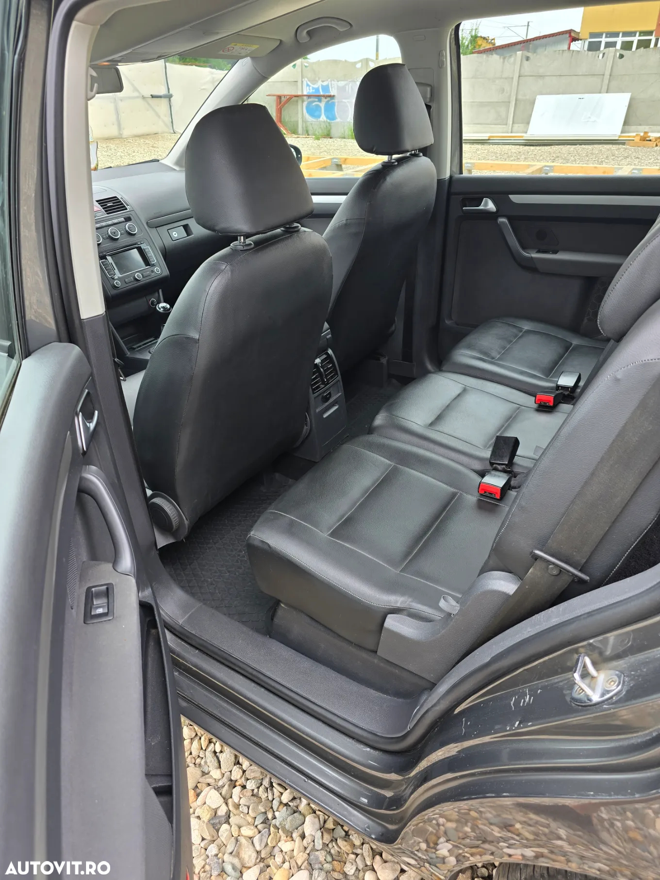 Volkswagen Touran 1.6 TDI BlueMotion Technology Comfortline - 17