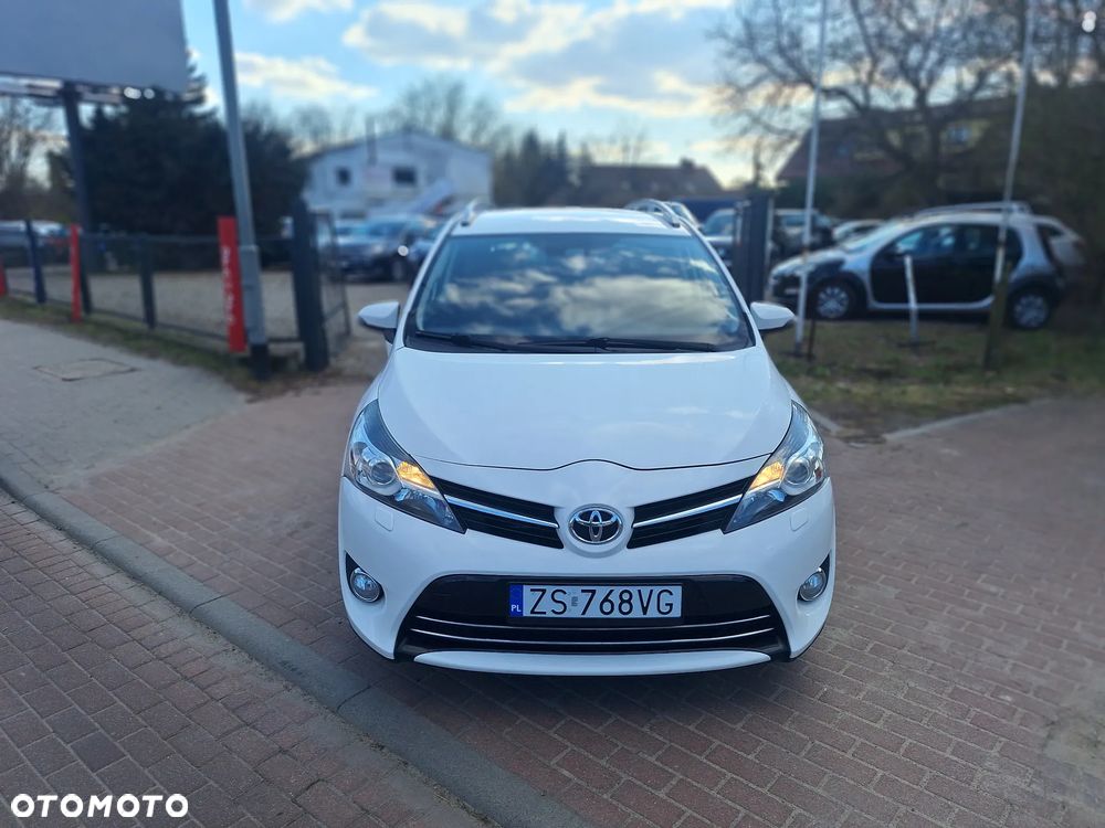 Toyota Verso 1.6 D-4D 5-Sitzer Start/Stop Comfort - 4