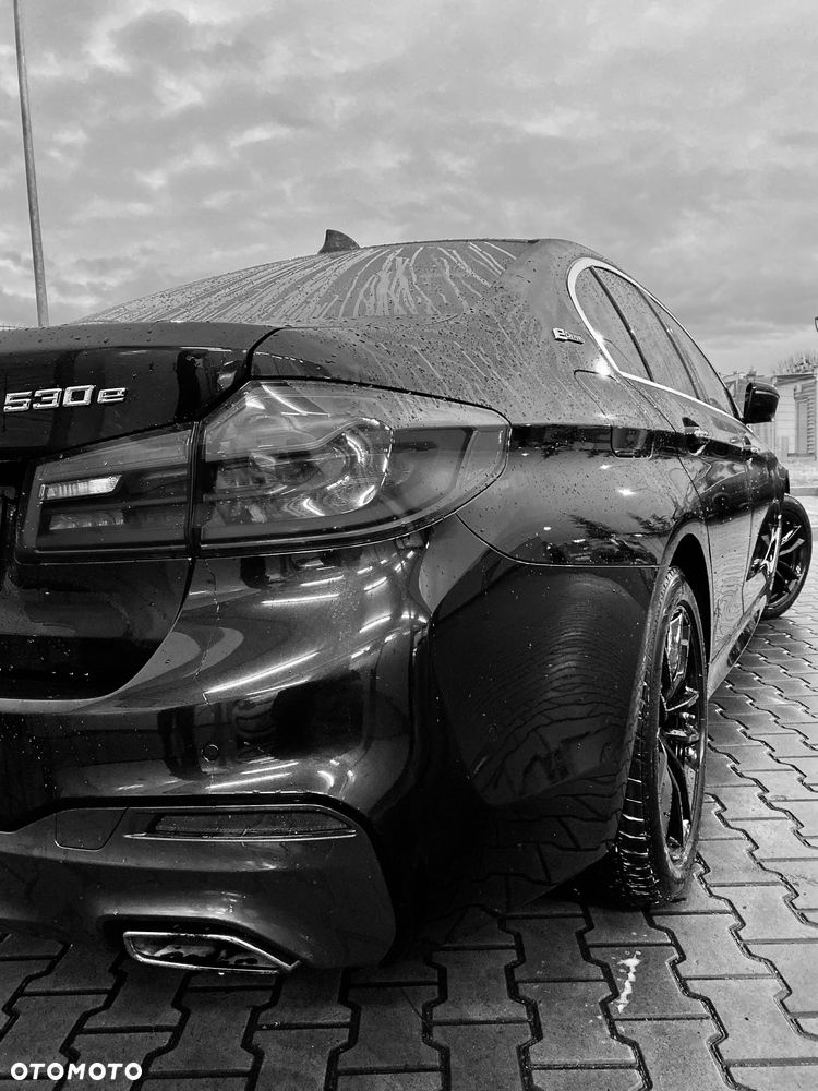 BMW Seria 5 530i GPF Sport - 8
