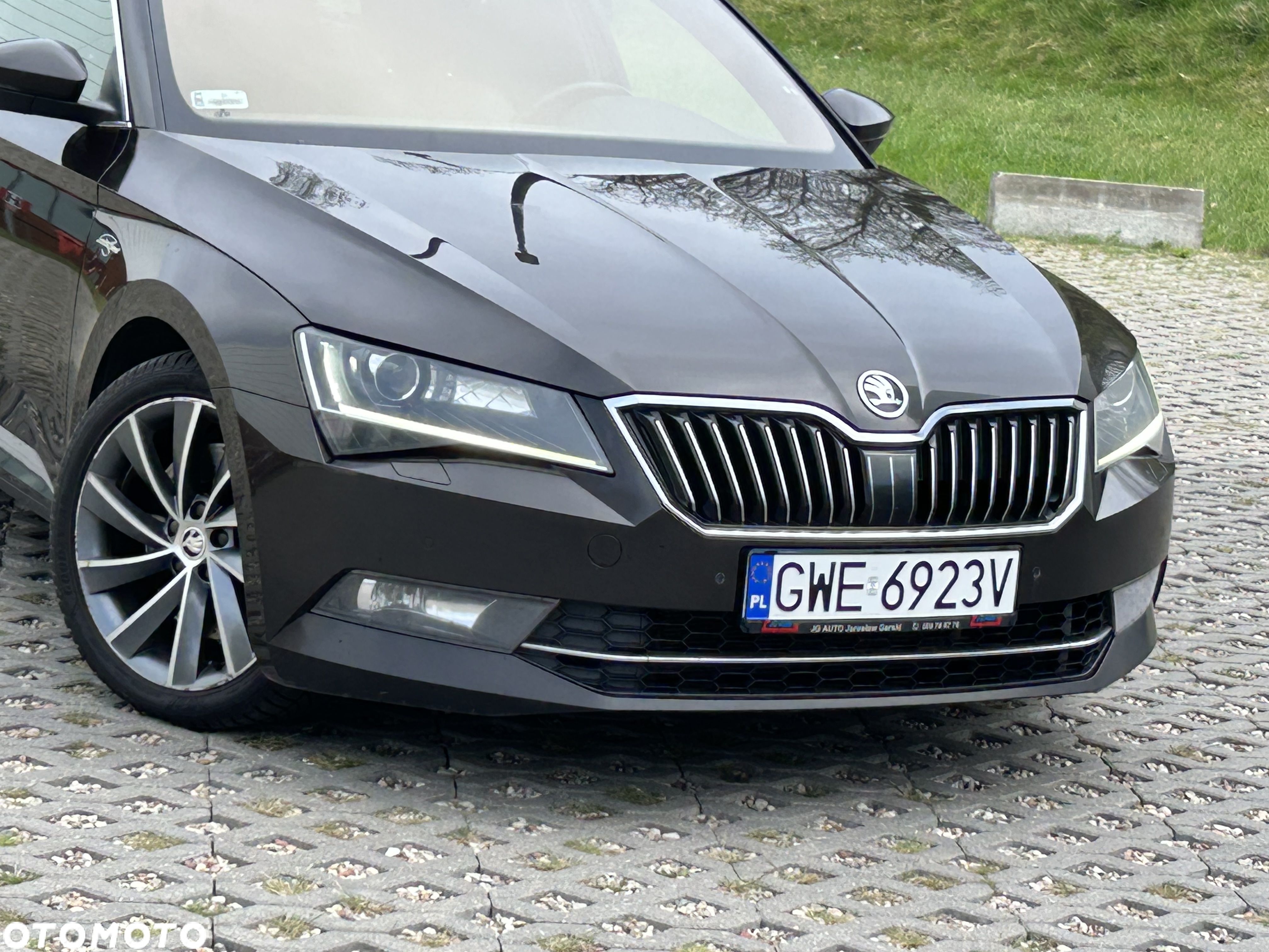 Skoda Superb 2.0 TSI 4x4 L&K DSG - 1