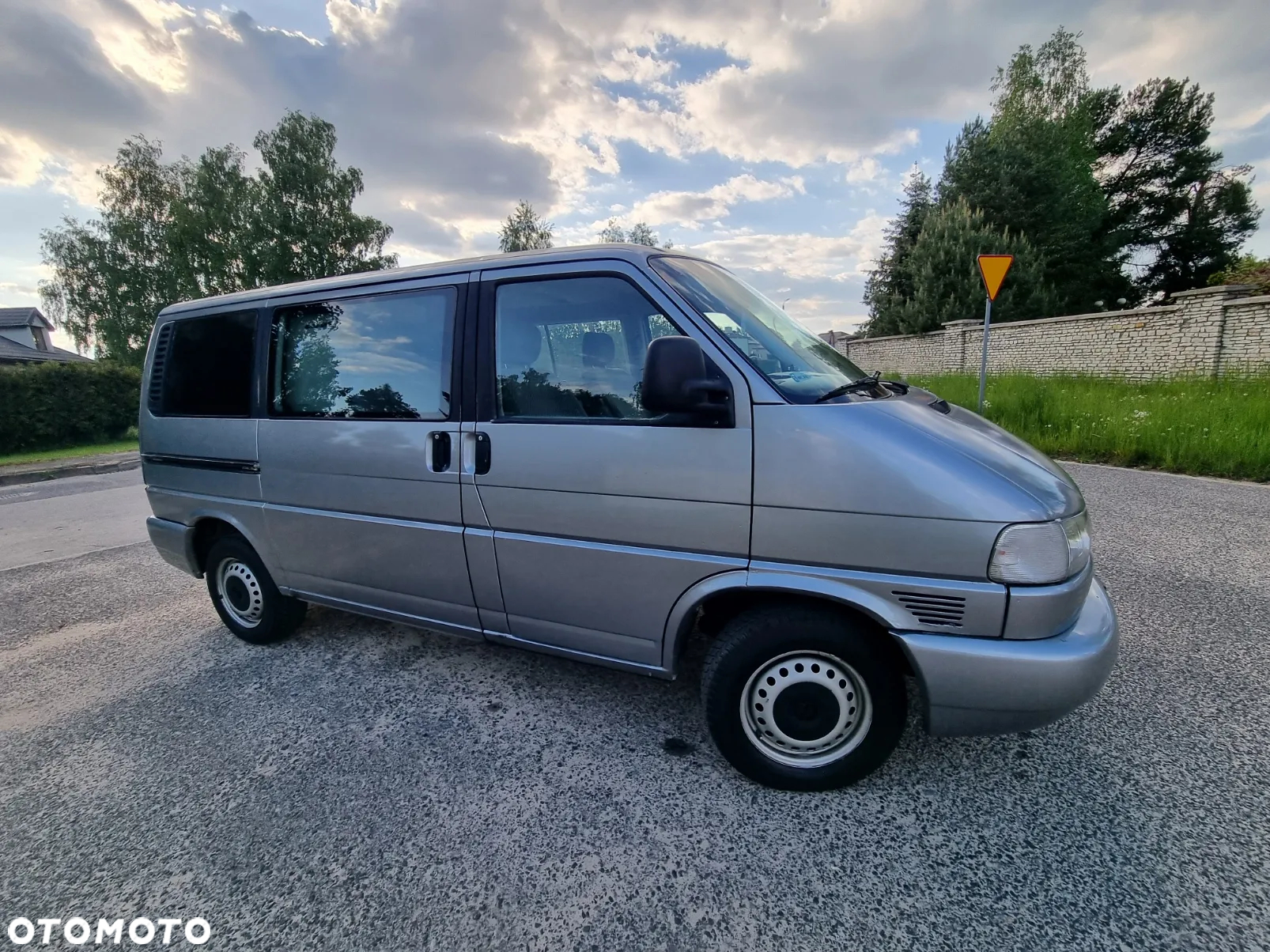 Volkswagen Transporter - 7