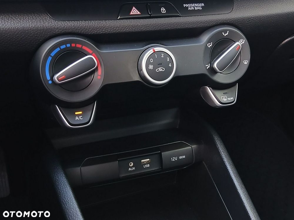 Kia Rio 1.2 M - 22