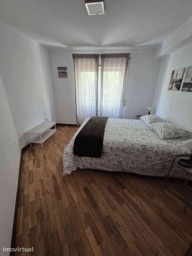 Apartamento T3 em São Martinho do Porto a 350 metros da praia. - Grande imagem: 5/11