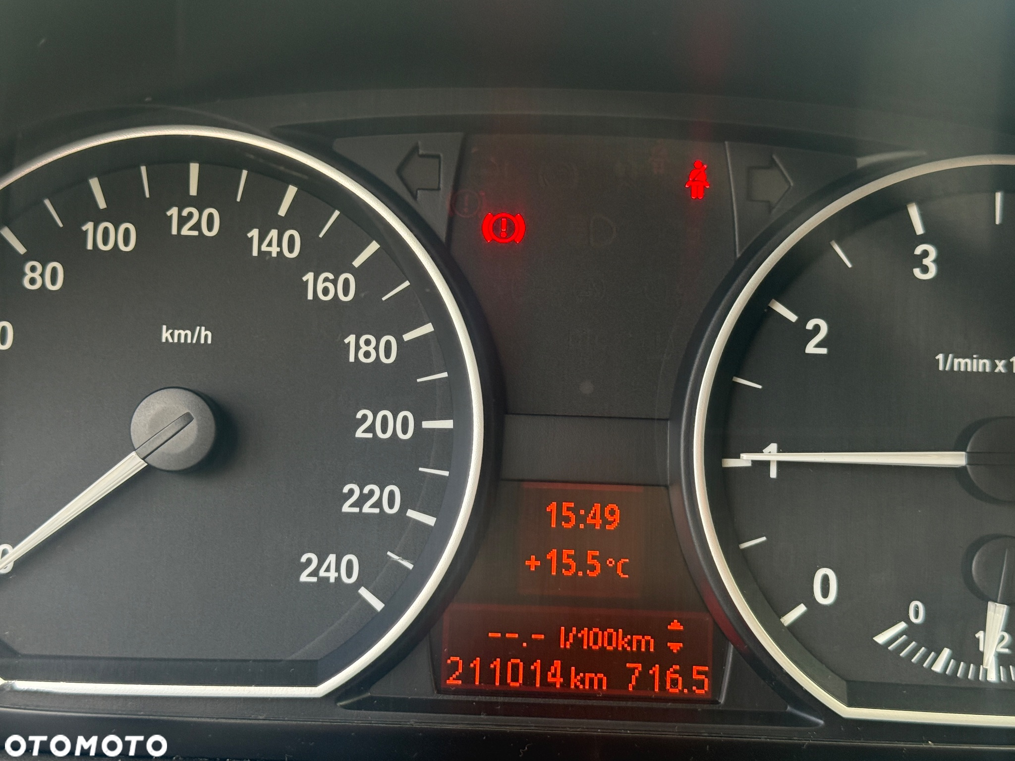 BMW Seria 1 118i - 3