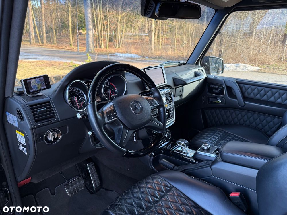 Mercedes-Benz Klasa G 63 AMG AMG SPEEDSHIFT 7G-TRONIC - 32