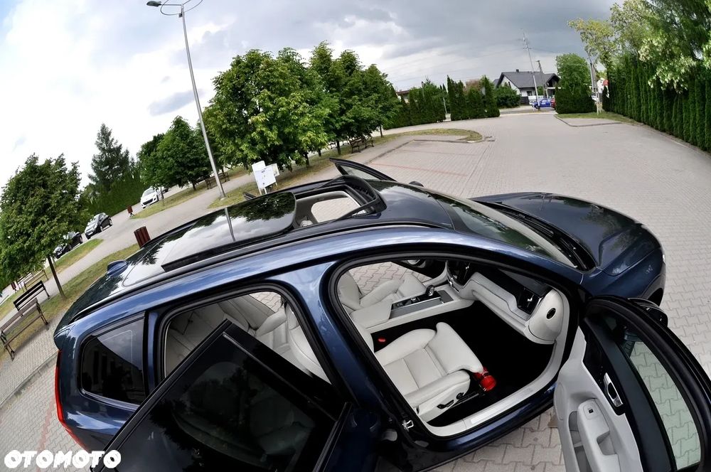 Volvo XC 60 B4 D Geartronic RDesign - 3