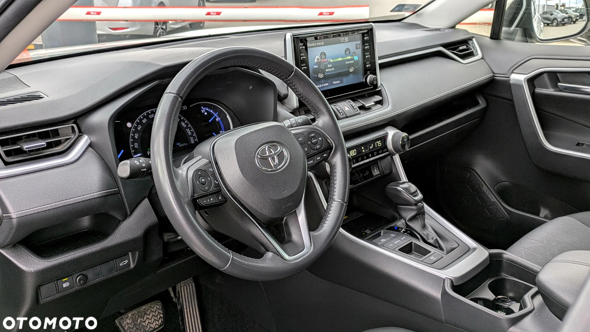 Toyota RAV4 2.5 Hybrid Comfort 4x2 - 7