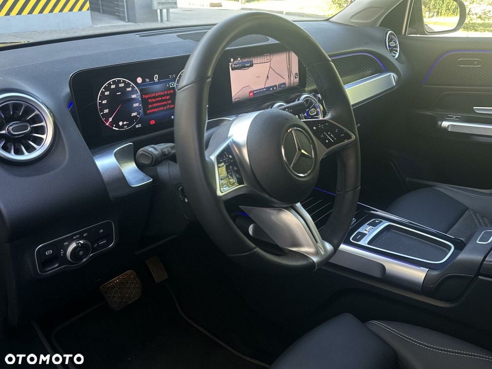 Mercedes-Benz GLB 200 Progressive 7G-DCT - 14