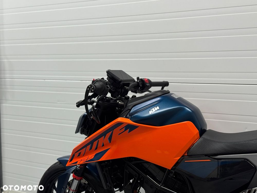 KTM Duke - 18