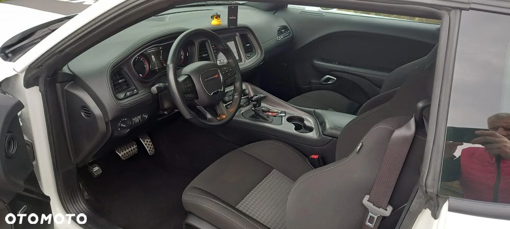 Dodge Challenger 5.7 R/T - 10