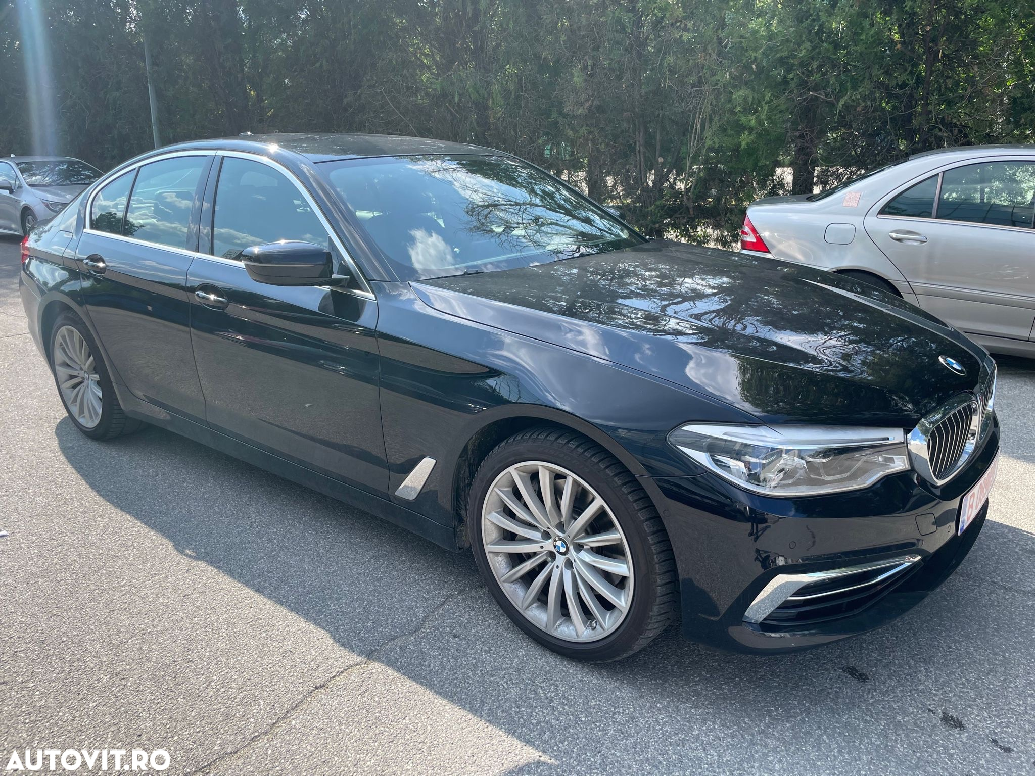BMW Seria 5 540i xDrive AT - 15