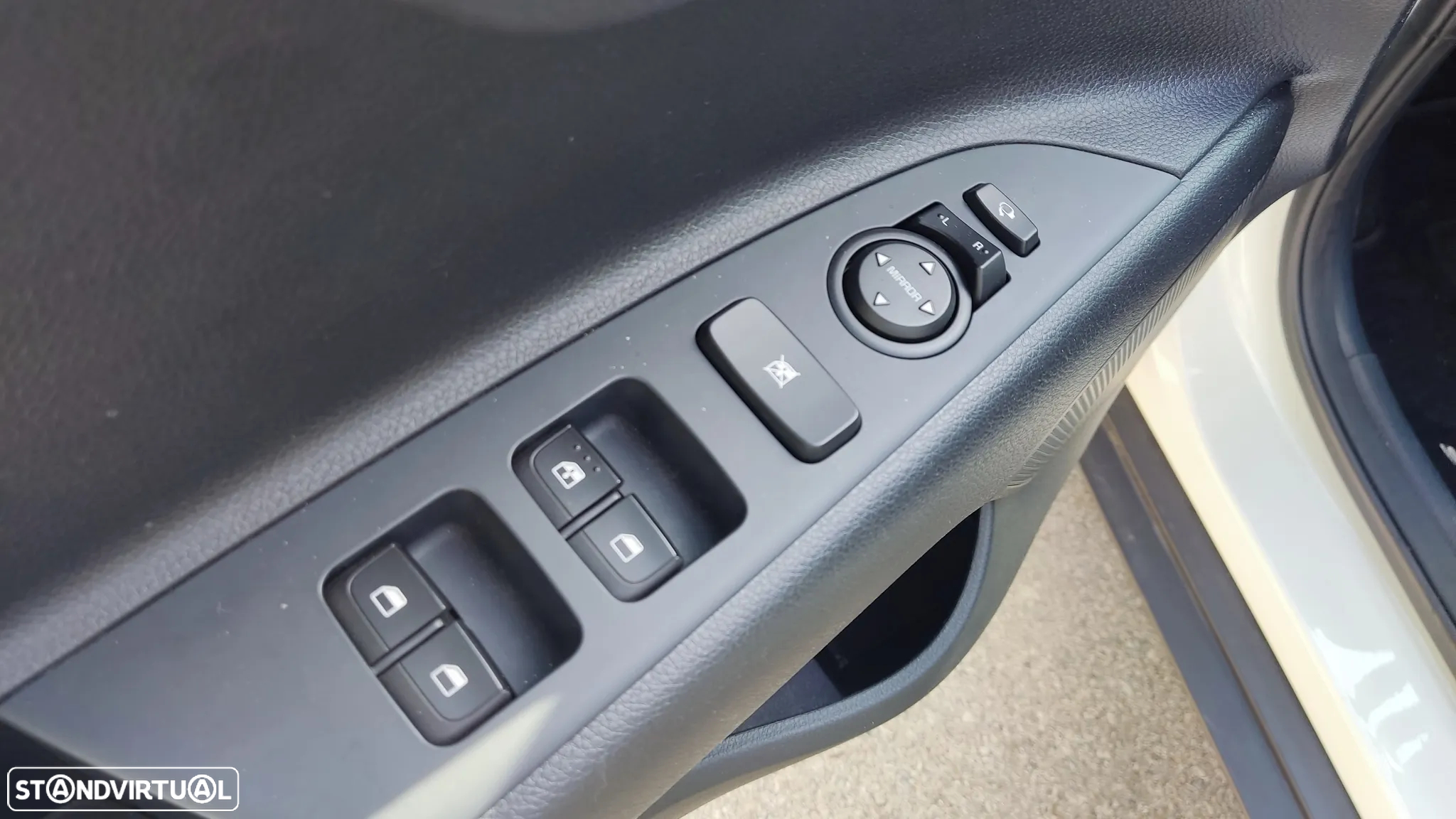 Kia Stonic 1.0 T-GDI Drive - 7