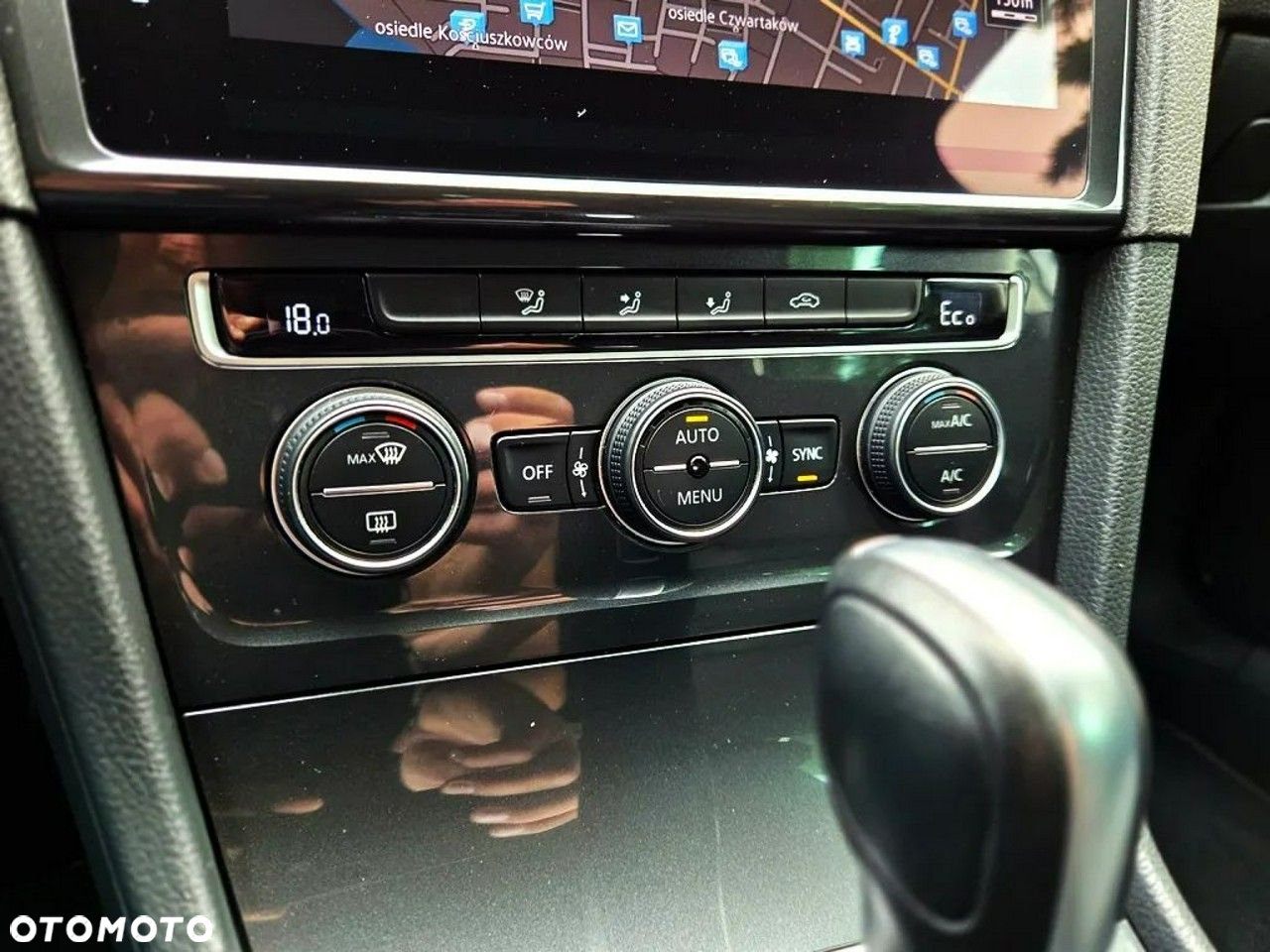 Volkswagen Golf e-Golf - 16