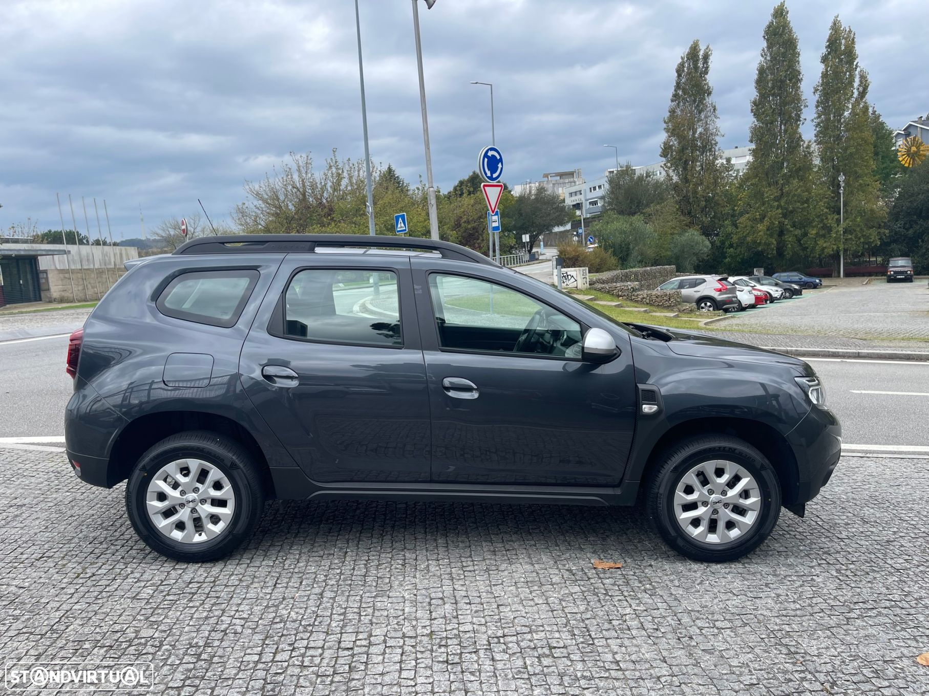 Dacia Duster 1.0 TCe Comfort - 12