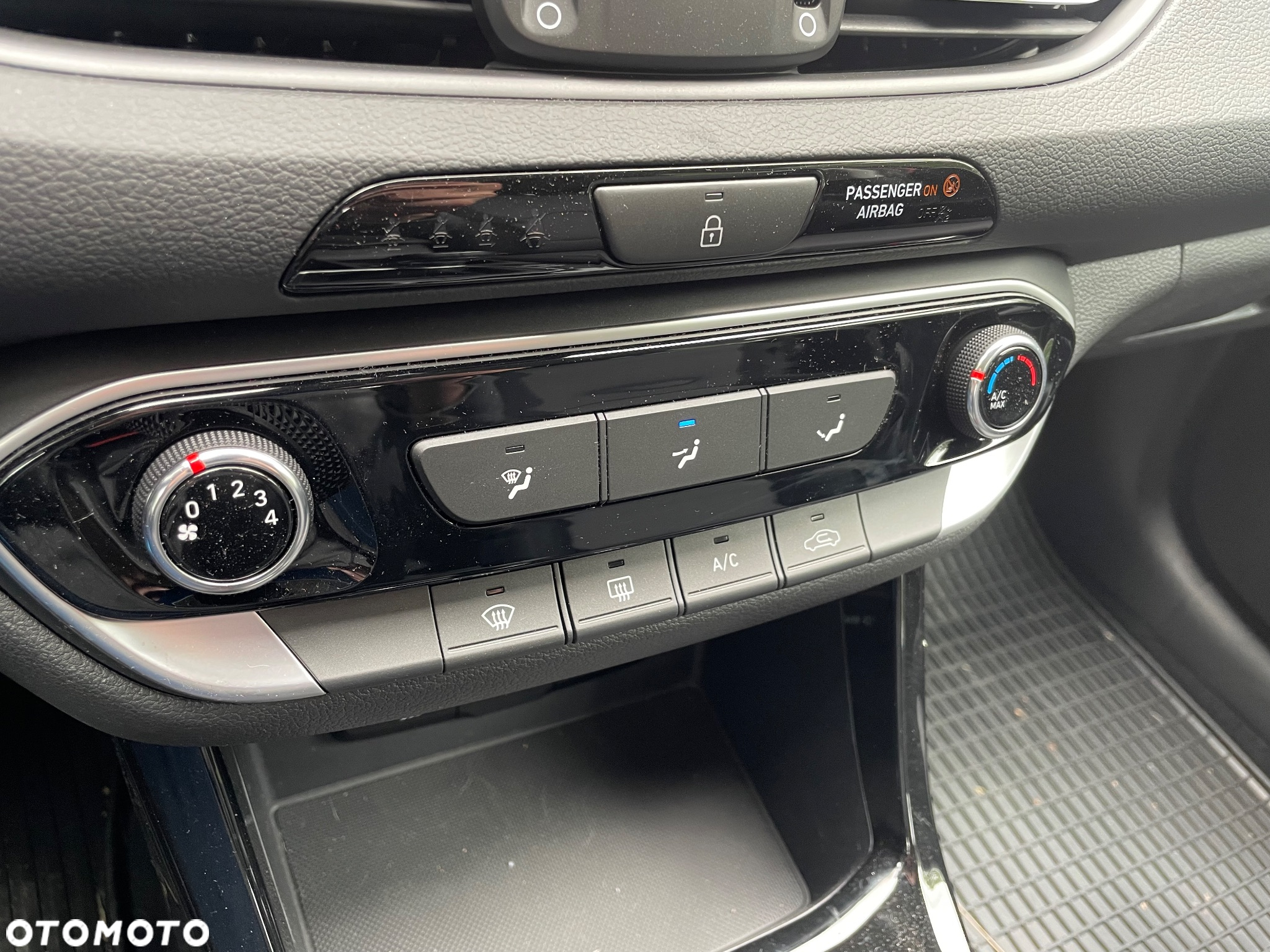 Hyundai i30 1.5 DPI Pure - 18