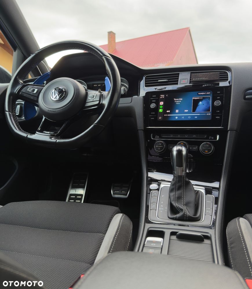 Volkswagen Golf - 16