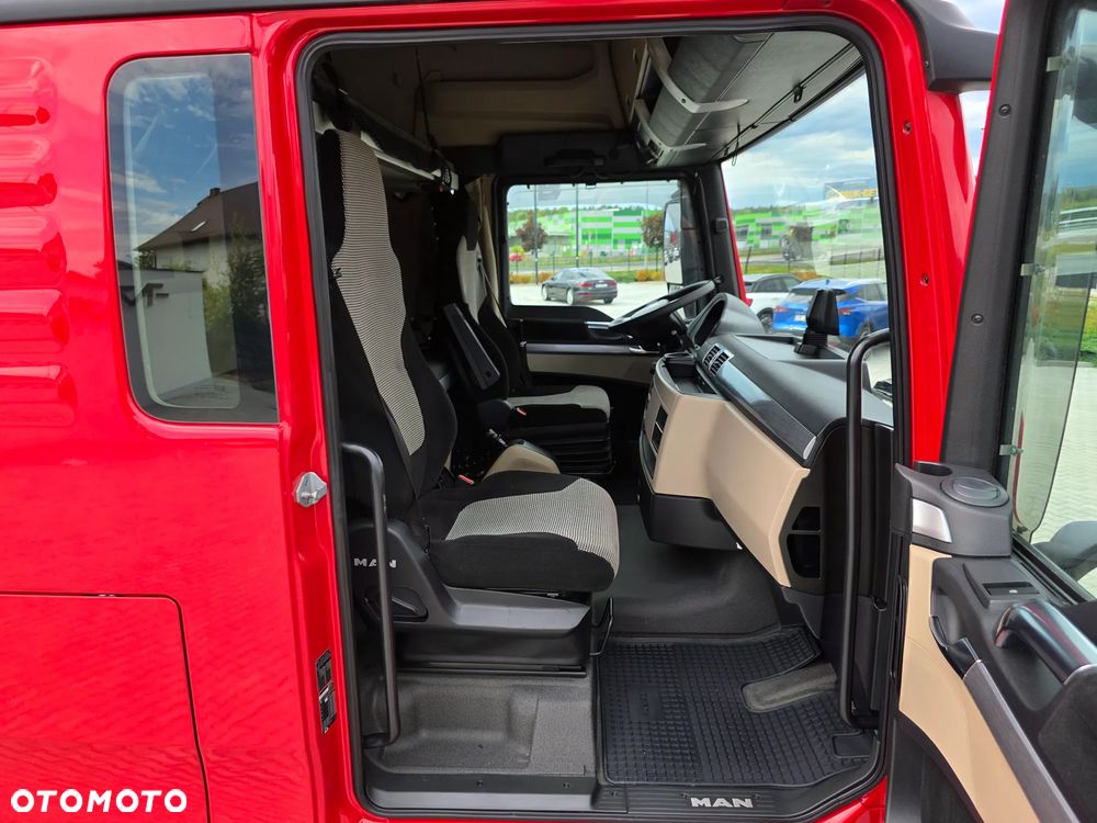 MAN TGX 18.400 NA PODUSZKACH AUTOMAT KRAJOWY 100% BEZWYPADKOWY I WŁ  SERWISOWANY W ASO MAN - 13