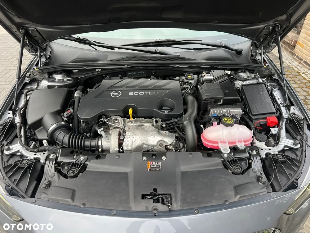 Opel Insignia - 16